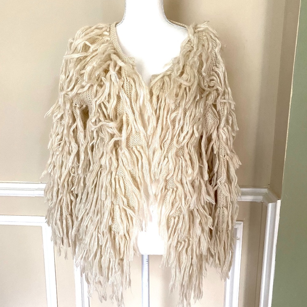 NEWBURY KUSTOM Cream Yarn Sweater